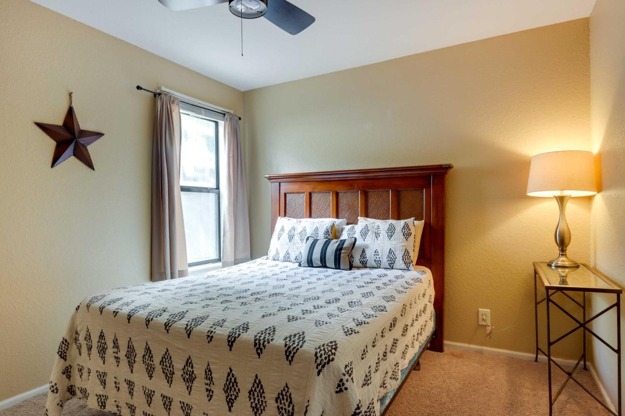 Lakefront Osage Beach Condo With Community Pool Экстерьер фото